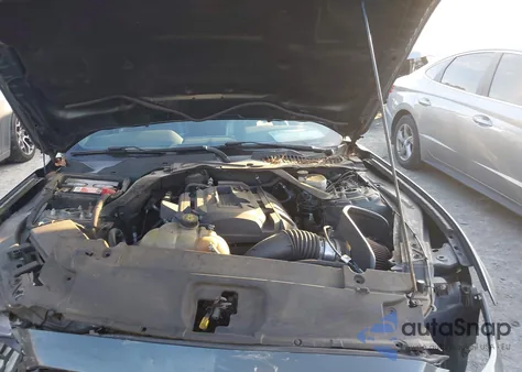 2015 Ford Mustang Ecoboost Premium z USA, uszkodzony, nr VIN 1FATP8UH5F5373687